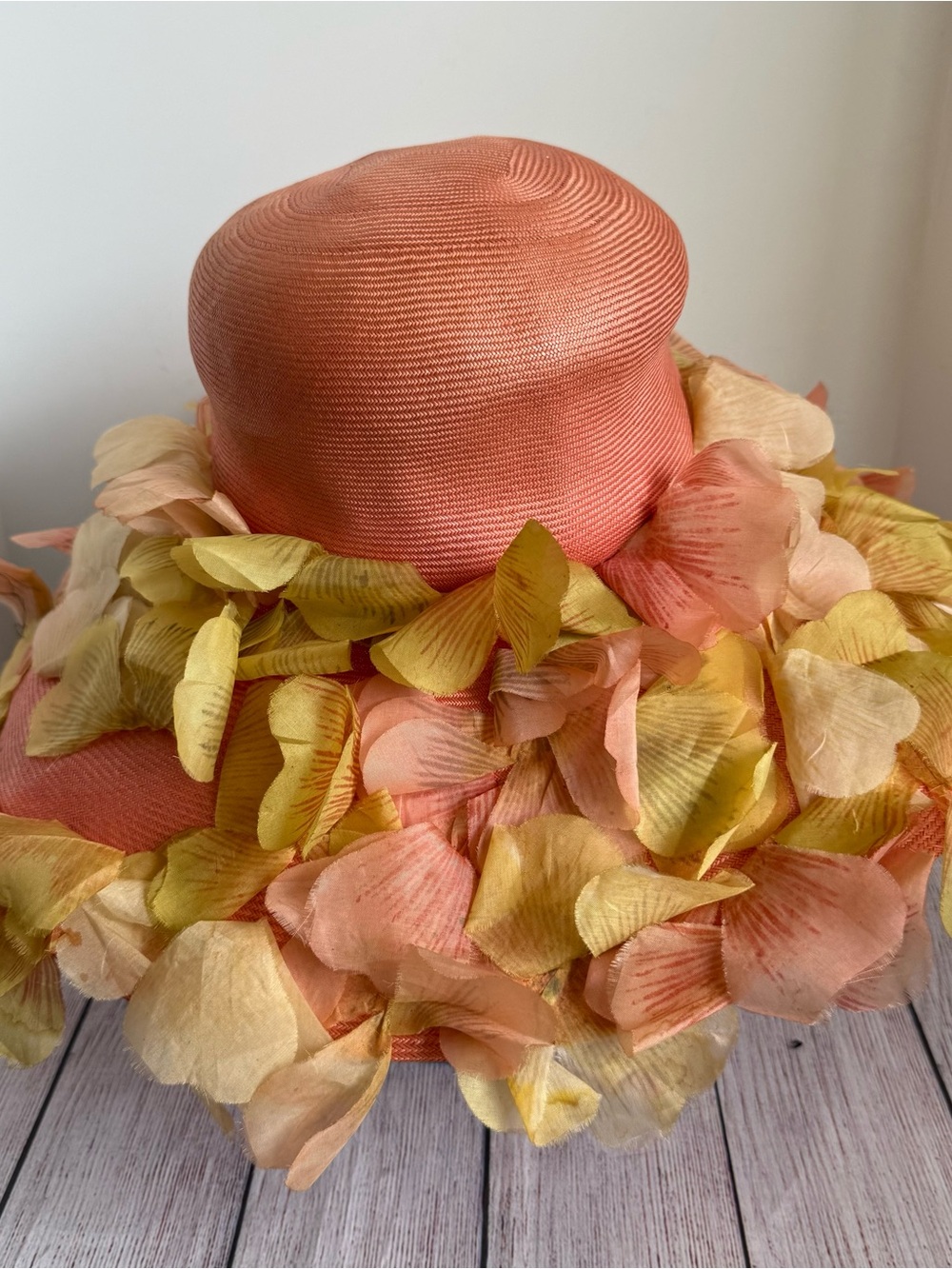 CHRISTIAN DIOR Vintage 60’s Chapeaux Straw Floral Hat - Picture 2 of 8